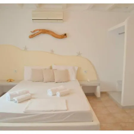 Anemelia * אדאמאס