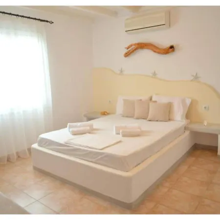 Anemelia אדאמאס